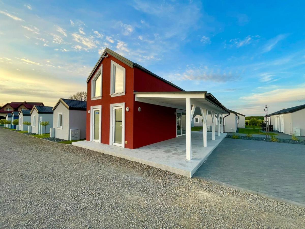 Scandi Village Zator Εξωτερικό φωτογραφία